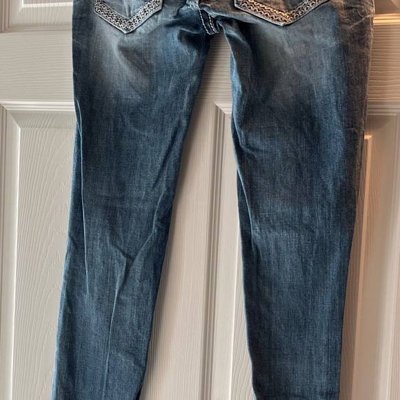 Miss Me Signature Skinny Jeans - Picture 2 of 5